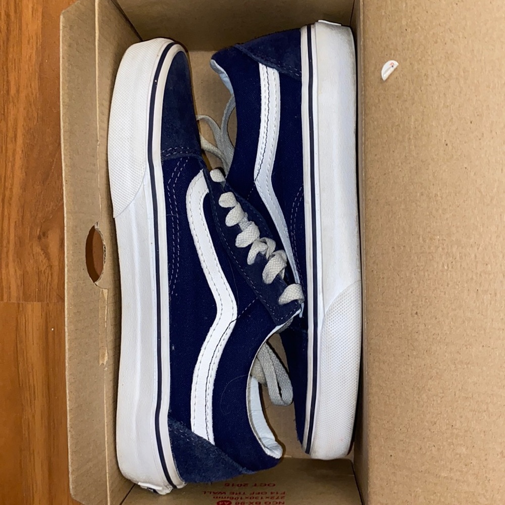 Blue vans